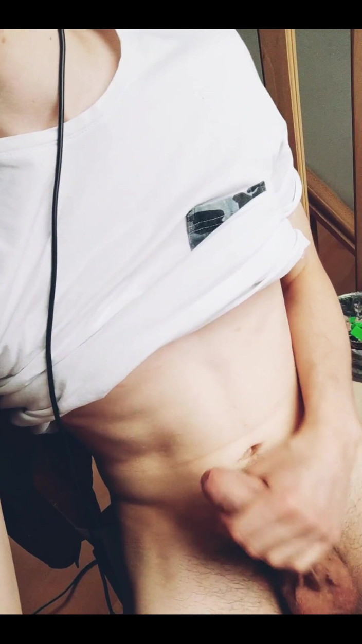 Snauwflake: A Private Moment During My Study
