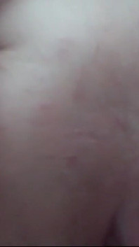 Esta enorme polla negra me hace chorrear como loca