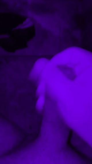 DarkGhost04: Rychlý výstřik v koupelně