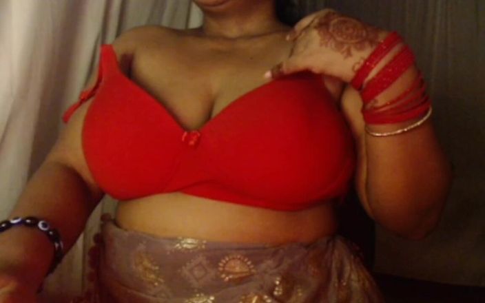 HotGirl21: Odebrat Bra Show Sexy Prsa Hot Nipple Show.