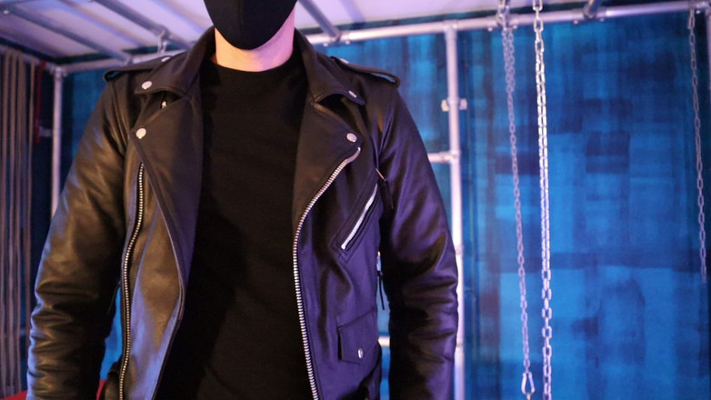 TomBakerBDSM: Maaf atas kontol kecil itu (4k)