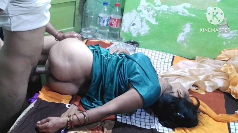 Saxesageth: Het indisk tjej och vacker sexig