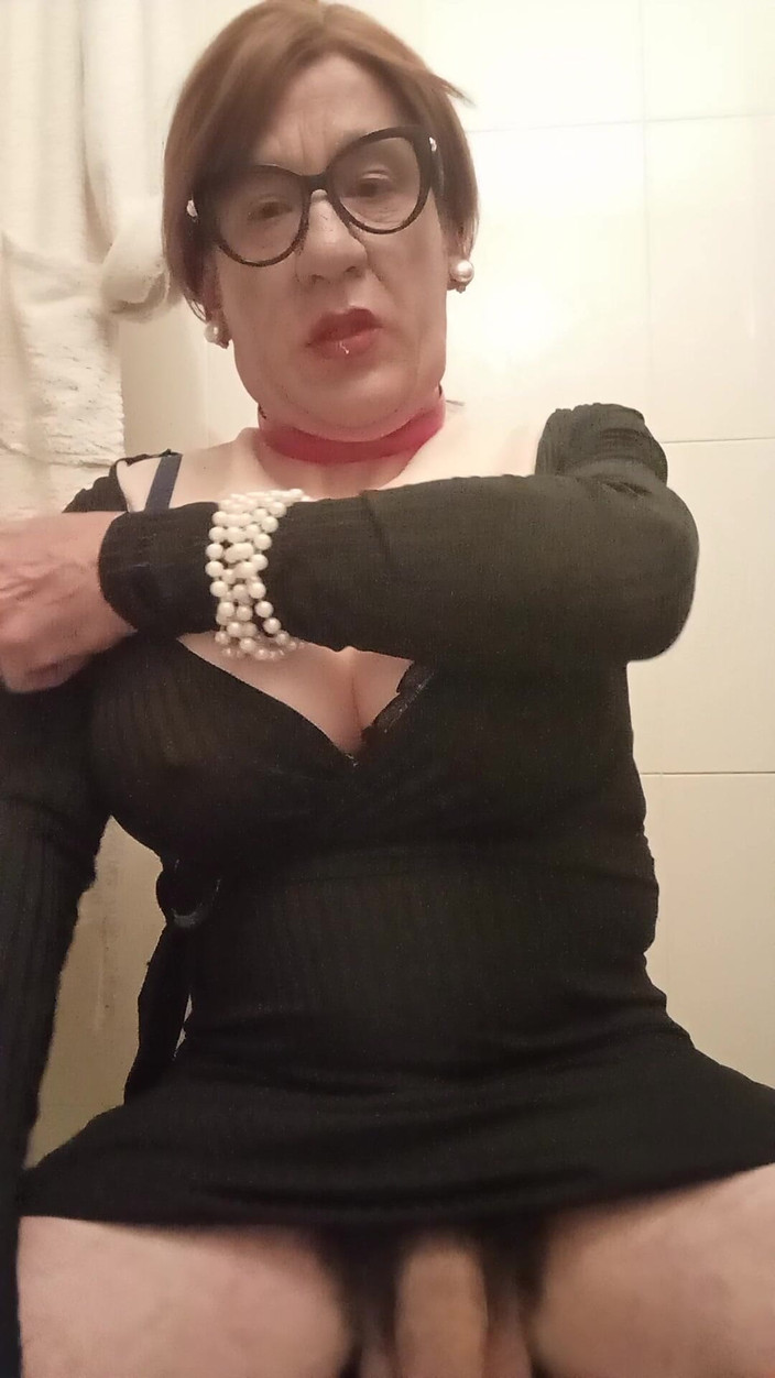 Yusti: Crodreisser з величезними цицьками