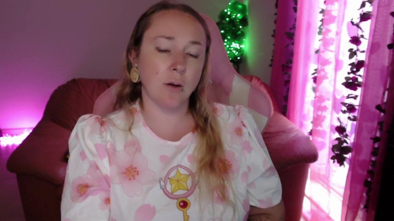 Kisicaxx: Büyük siyah yarak edepsizce konuşuyor