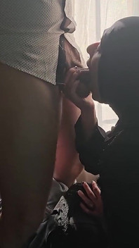 经典的下班后口交阿拉伯妻子mia niqab