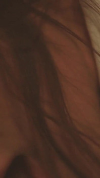 Gorąca scena lotu 4_hot milf stewardesa budzi się pilot do ostrego seksu w połowie lotu