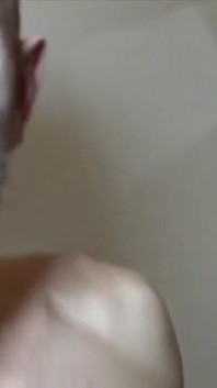 Romain rawx b max'in büyük yarağıyla sikiliyor