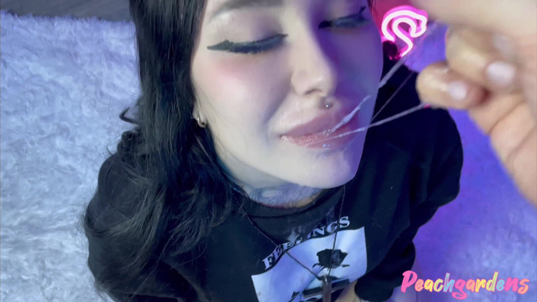 Peachgardens: Hard fucked an 18 year old sweet girl and filled her...