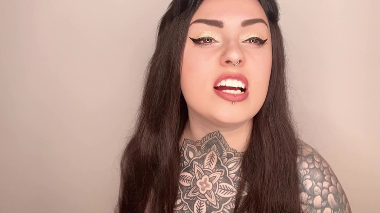 Miss Valentina: 貞操帯に閉じ込める