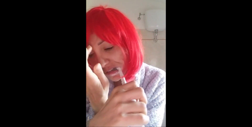 savannahamatoriale: Brushing Your Teeth Is Important and Chantal Loves to Fill...