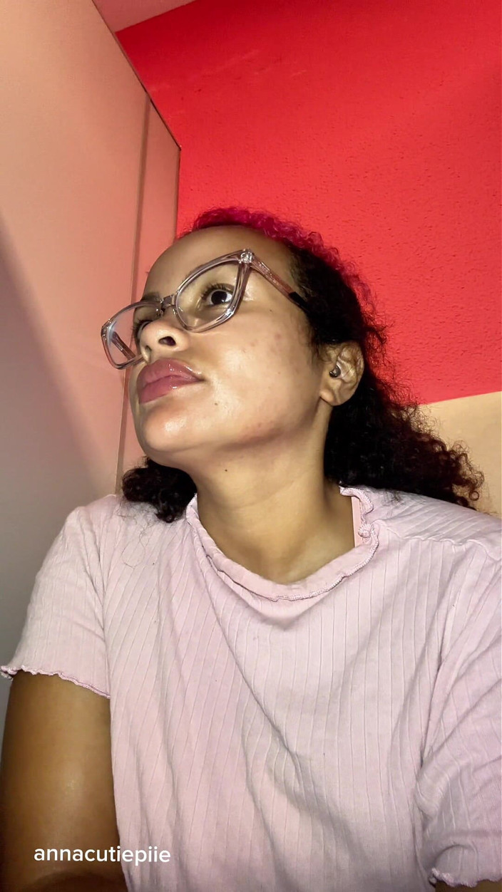 Cutiepiie Chubby: Public Bathroom Gassy Girl Tries to Hold It but Farts...