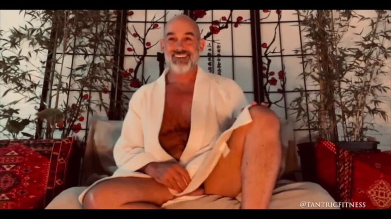 Tantric Fitness: Sabah mastürbasyonu meditasyonu