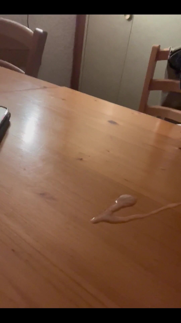 Hacou69: Niemand will meinen saft. Ich hätte gerne einen Mund gefüllt....