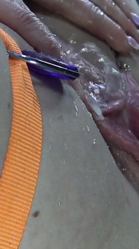 12 濃くパンプされて広がった膣の尿 7回再生