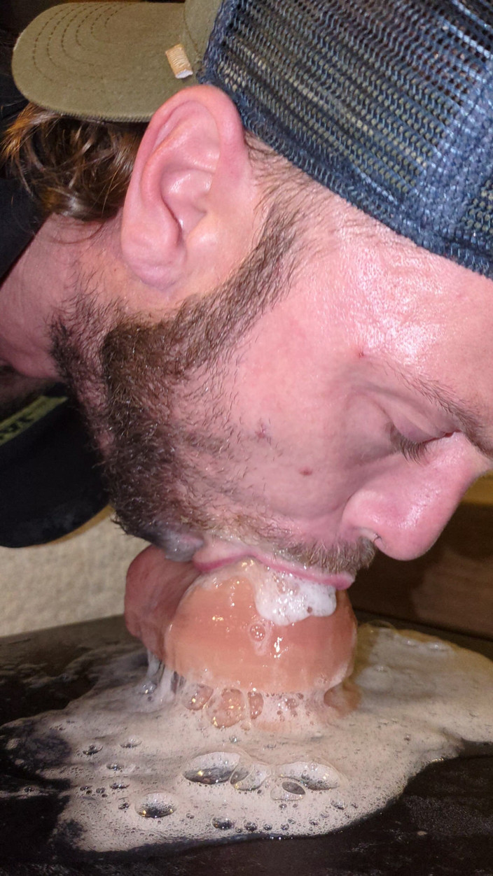 Deepthroat Madness: Bermain dengan air mani yang besar Melakukan buih dan deepthroat