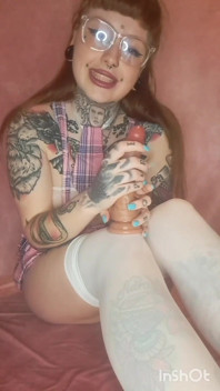 Estudante gostosa implora por anal / perde a virgindade anal