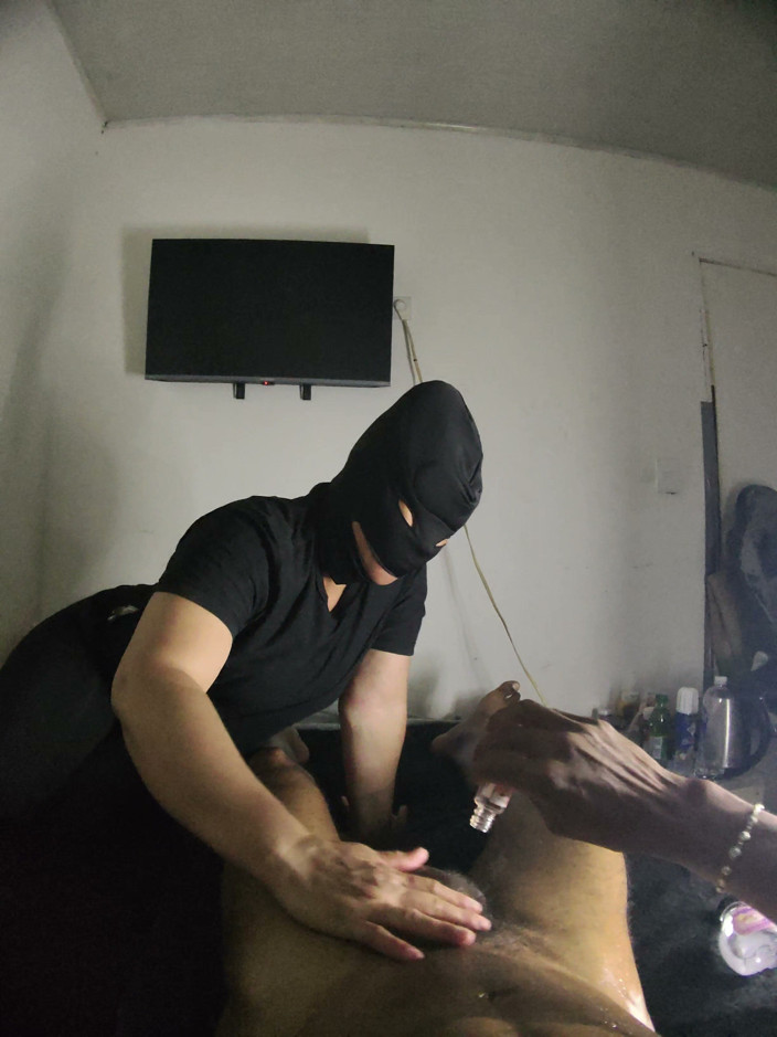 Cum-lobian dickdrainers: Throat Champ Black Mask