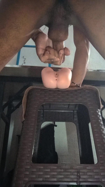 Rouge_eastson: おもちゃの膣を犯す