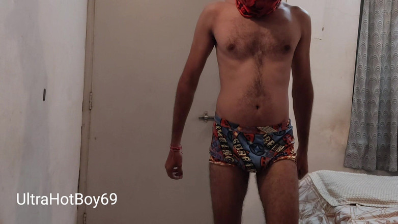 UltraHotBoy69: 바디 플렉스 쇼