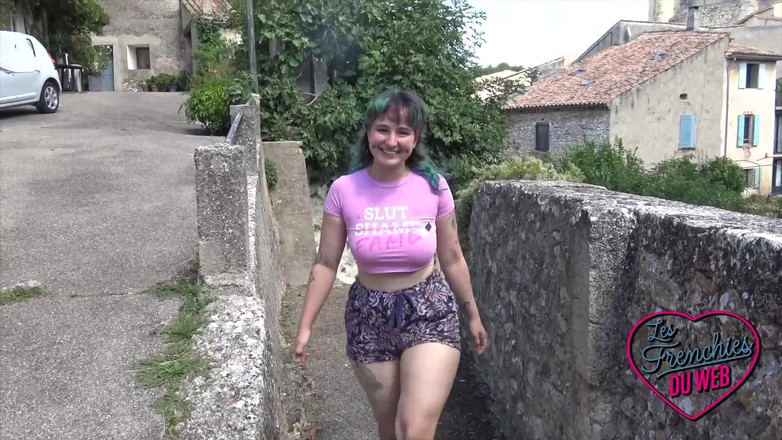 The Frenchies of the web: Zlobivá Khala je sexy, když ji venku šukají