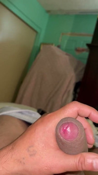 Acariciando meu pau