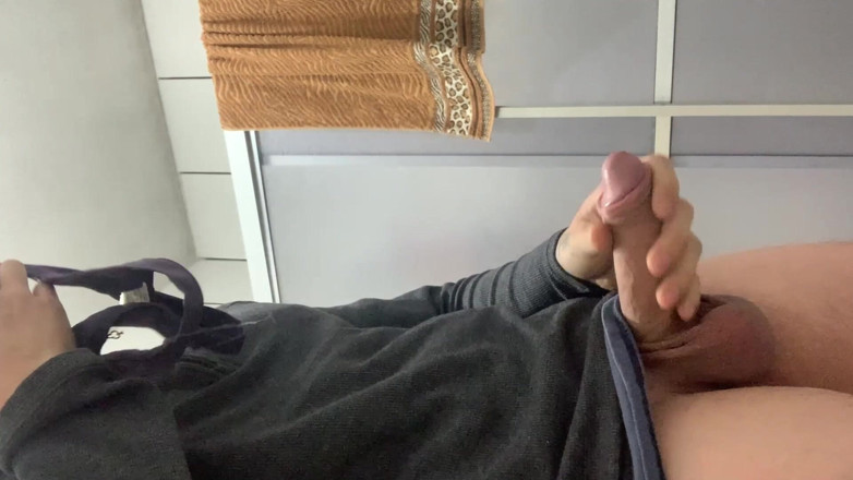 Neitan Safado: Ho Trovato Un Paio Di Mutandine in Bagno E Ho...