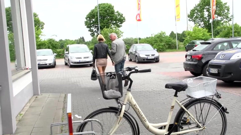 Deutschland porn: Kontol tua dengan toket besar pirang