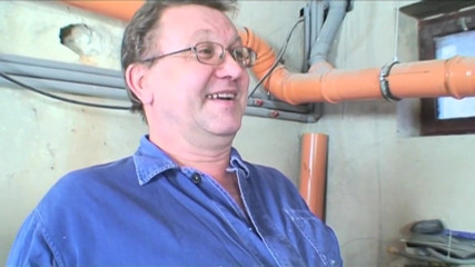 Old PIGS XXX: Old worker hits on a blonde teen sucking his cock