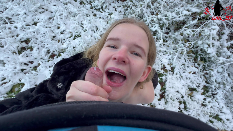 Bikergirl_97: Obličej V Zimní Říši Divů