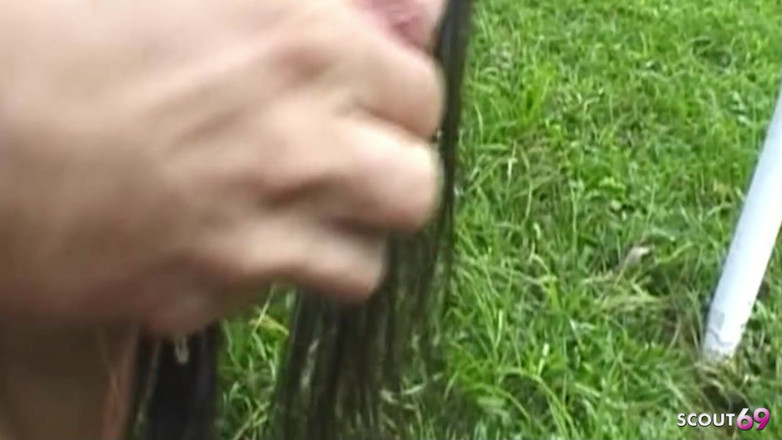 Shemale TS Collection: Latina Ladyboy Fabiana análně šukala během venkovního castingu