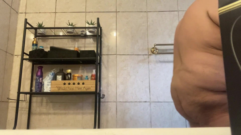 Chubbytits16: खेल रहे हैं