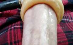 Vedere de aproape a mașinii de sex Venus care îmi suge rapid vârful pulii