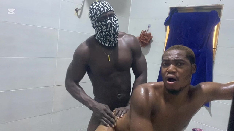 The dan: Khoan anh ấy tốt