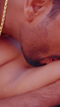 Un couple inconnu est fou pour du sexe hardcore toute la nuit