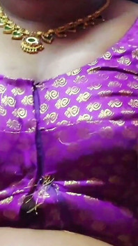 ホットな妻と夫が秘密のセックスを共有する