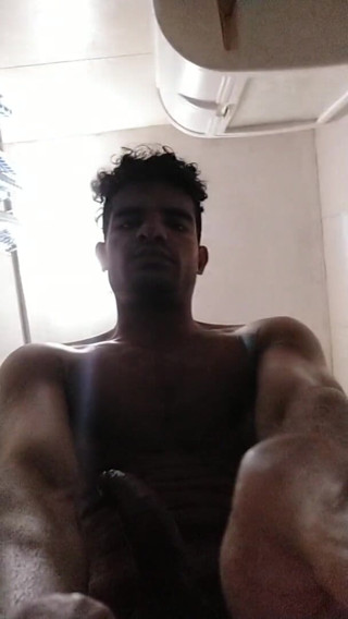 trebol_Jess: Gay latino muda masturbasi dan hujan air mani jatuh di...