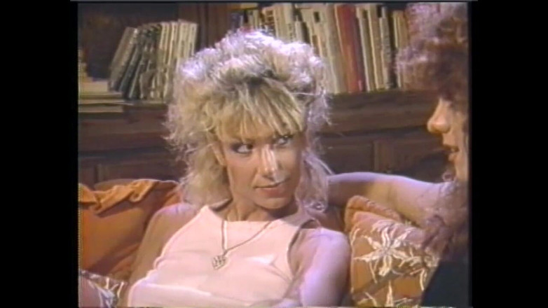 Vintage Usa: Дві фантастичні молоді вінтажні лесбіянки з великими цицьками облизують красиву волохату пизду одна одної