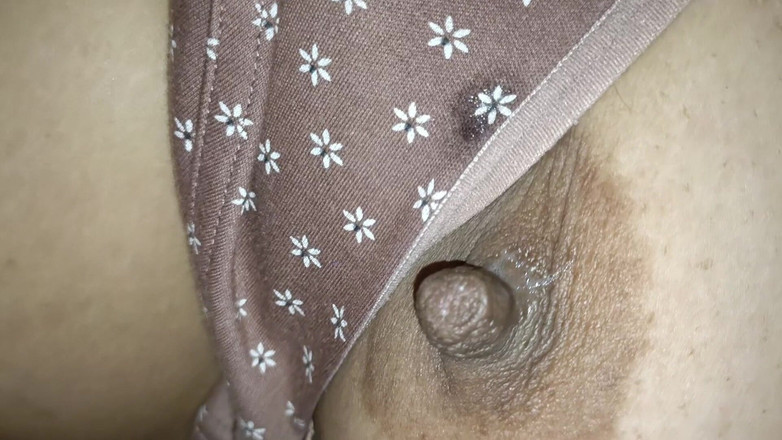 Catchybusty: Cha dượng muốn âm hộ như địa ngục