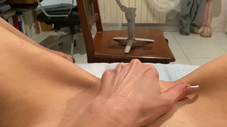 Nofaceblonde: POV-masturbation meiner bitteren und nassen mit finale am ende