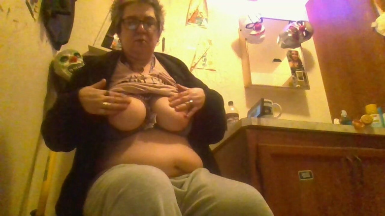 krazykristin: New Angel on Anal Tight Pussy I Want Sex Big...