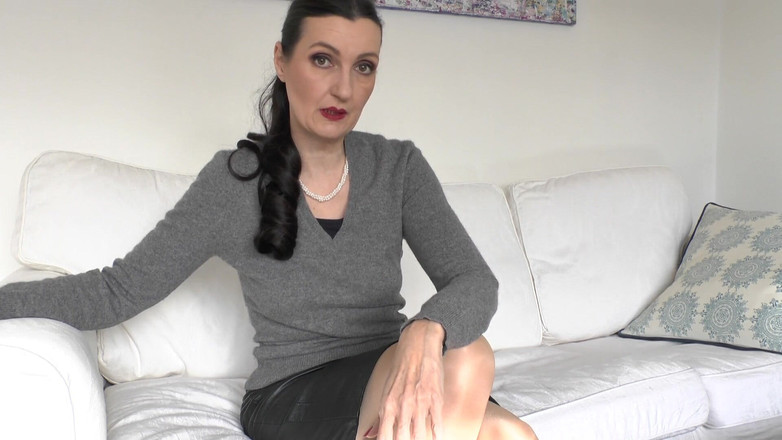 Lady Victoria Valente: 婚礼前 13 天：禁忌邂逅 - 在我的毛衣上泼水，维多利亚·瓦伦特夫人