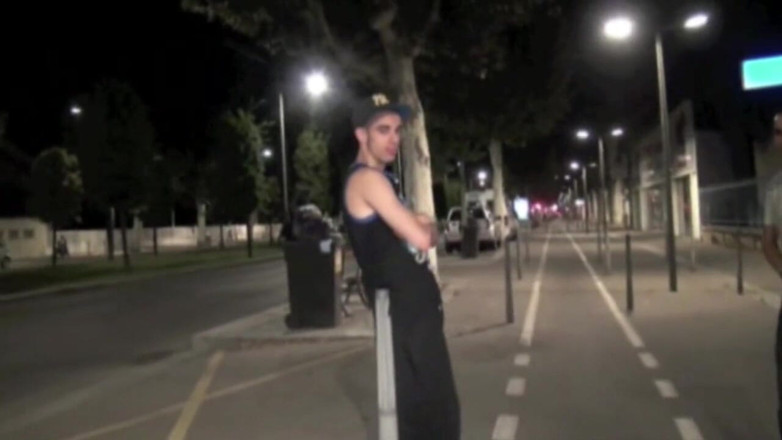 Gaybareback: Відсмоктуй Джонатана в його машині