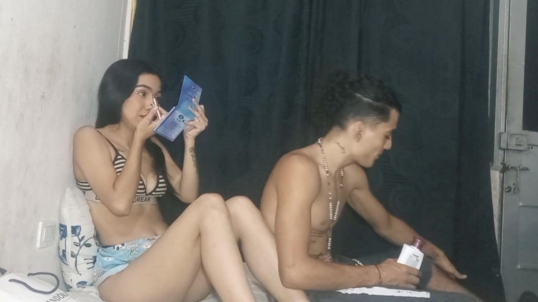 gledyxxx: are sauteli bahan, kya aap mujhe maalish de sakte hain...