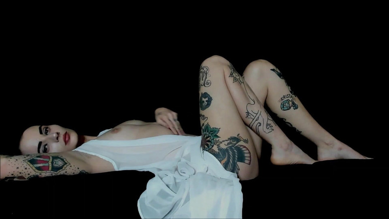 Miss Morticia: Bir tanrıçanın 10 emri