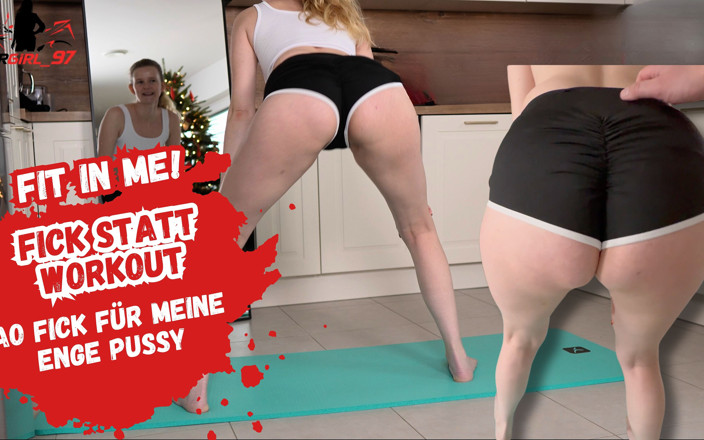 Bikergirl_97: Workout Gecrasht! Harter Doggy Und Riesen Cumshot!