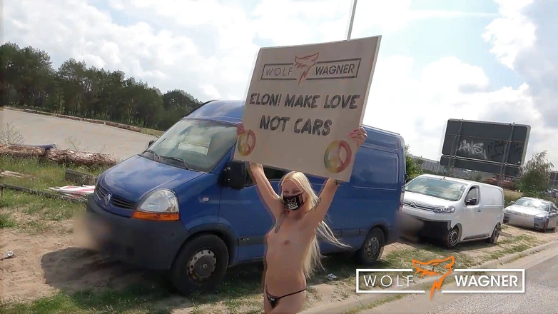 Wolf Wagner Com: Tesla protest! Nude for a greater good! Kitty Blair demonstrates...