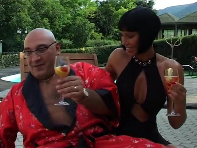 Xtime Network: La pornostar italiana Valentine Demy, sbattuta e dominata da Roberto...