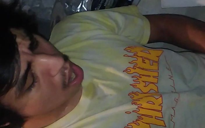 AlexAlejandro13: Ich habe immer noch viel milch heraus