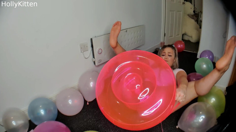 Holly Kitten: HollyKittenn - Dziwka balonowa