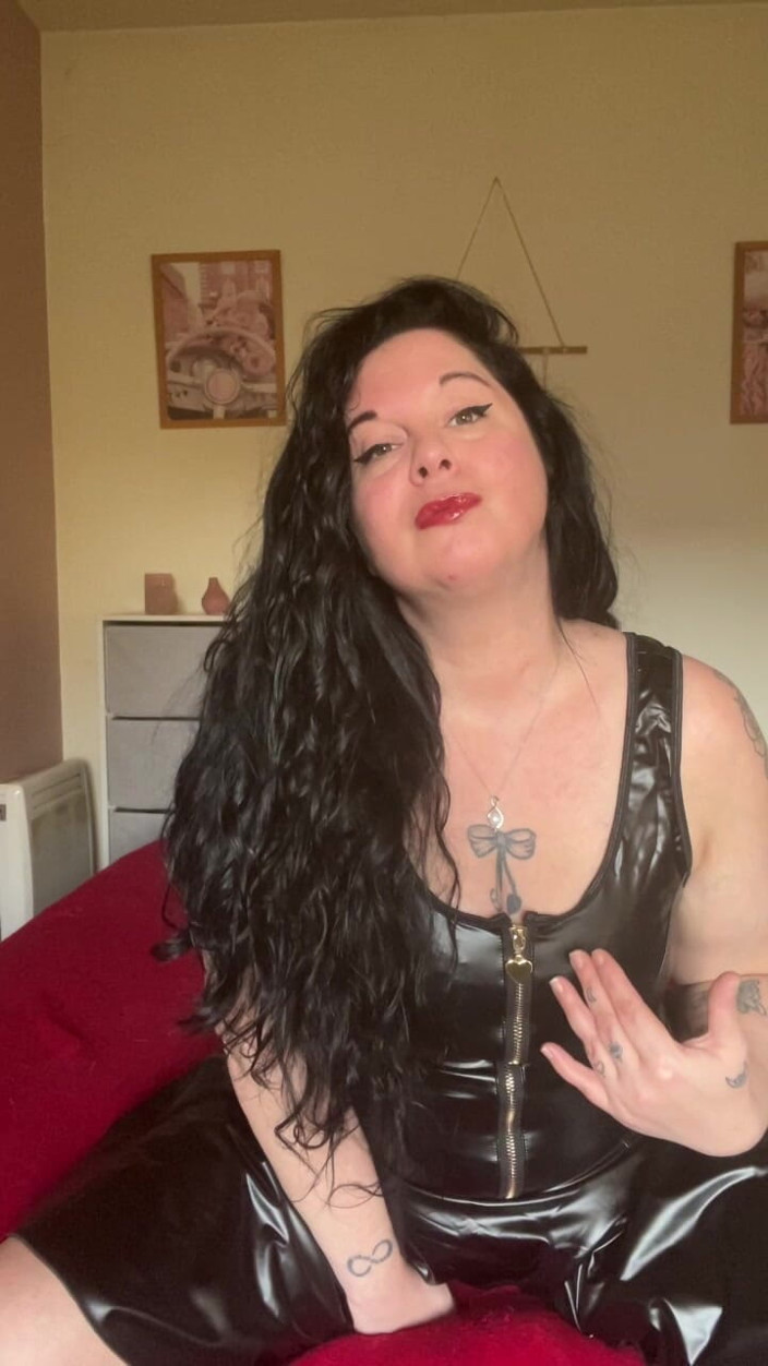 Maitresse Clara: Você nunca será bom o suficiente para mim